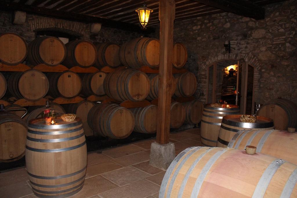Domaine Viticole Bed & Breakfast Tartegnin Exterior photo